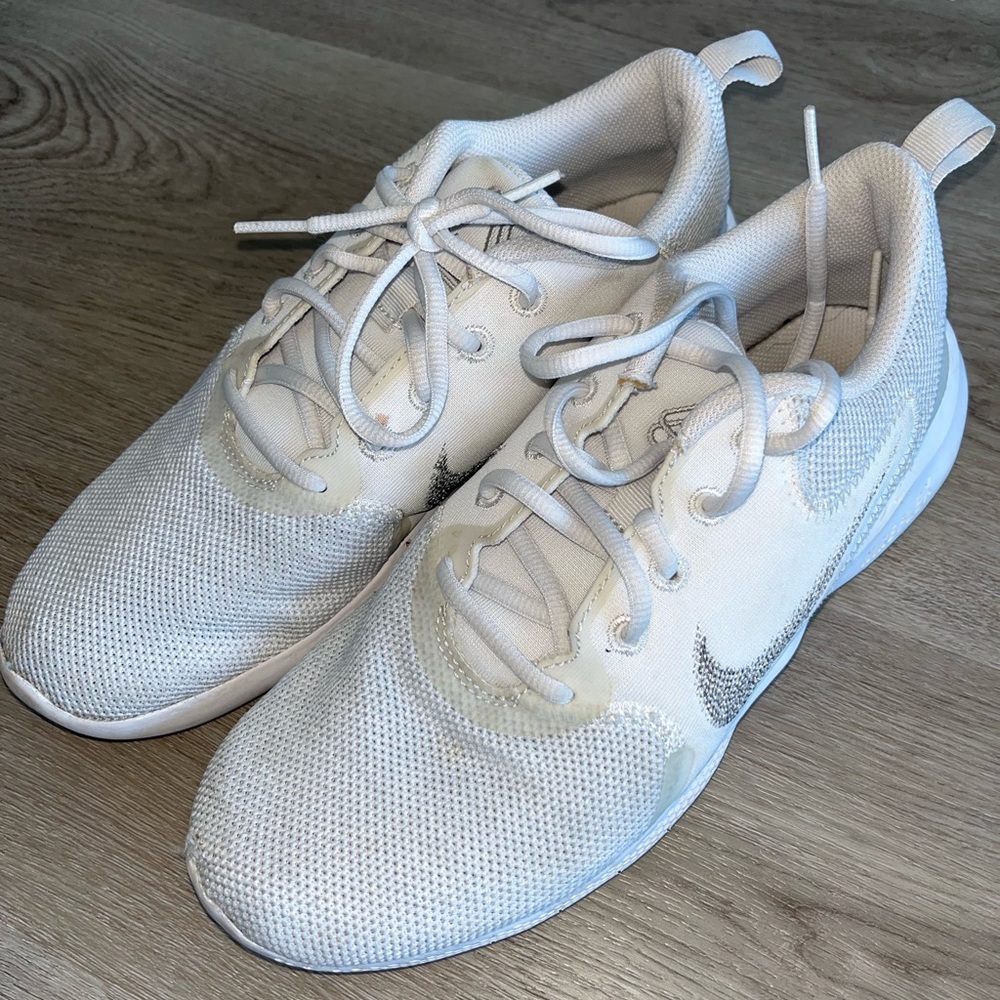 Nike Sneakers Size 9